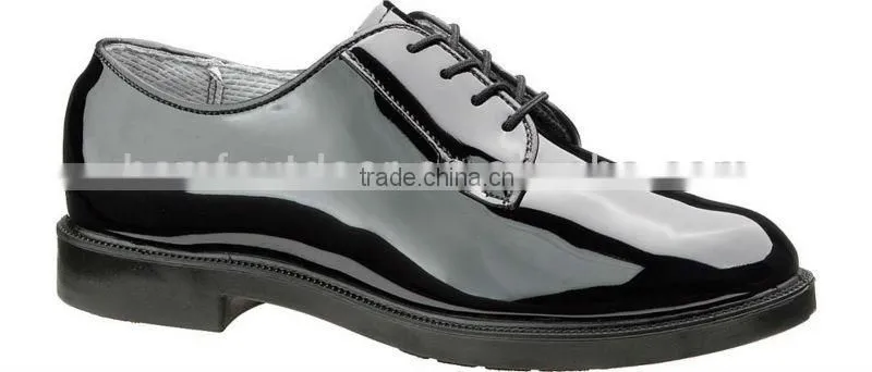 Dress shoes