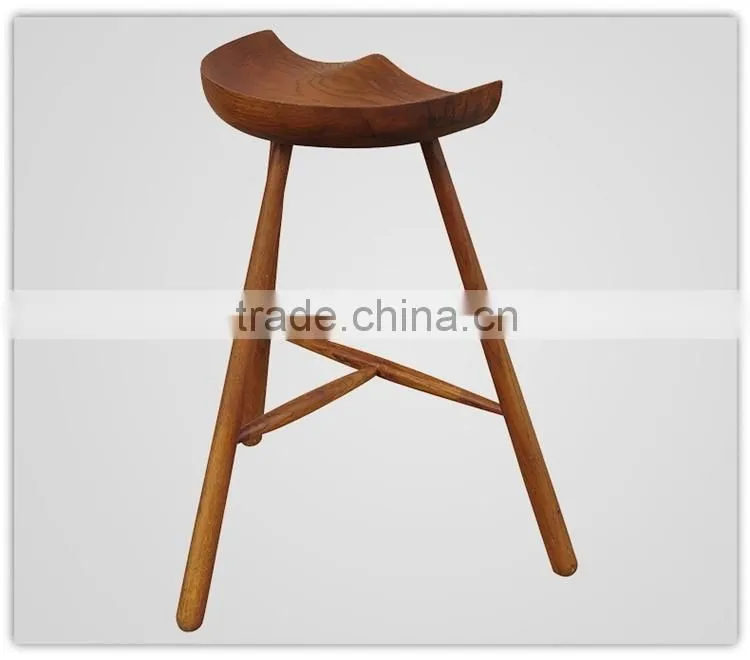 3 legged wooden stool