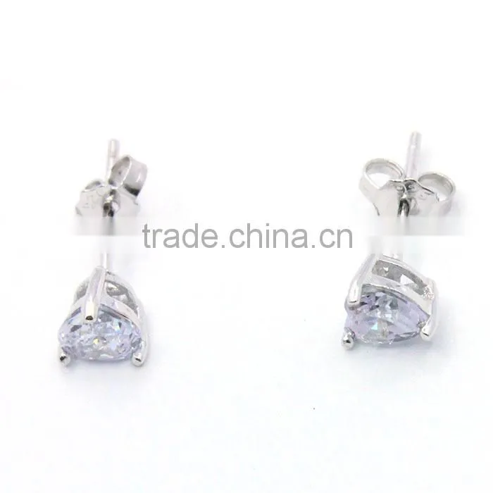 Wholesale vogue 925 silver CZ stud earrings ear piercing studs