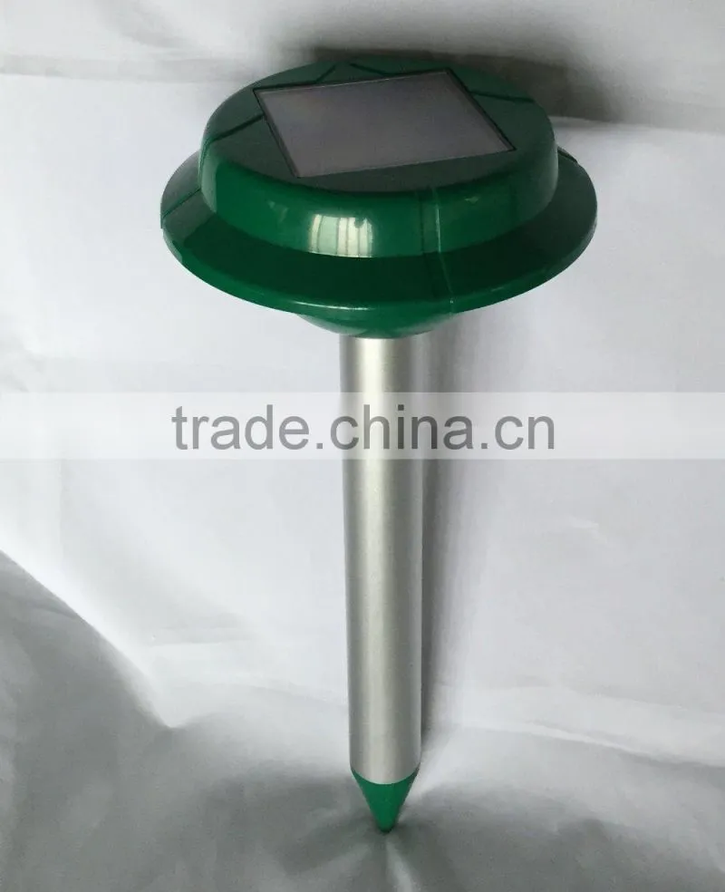 VS-312M GardenYard Poison-Ultrasonic Solar Repeller Solar Powered LED Light Mole Mouse Gopher Rodent Pest Repeller