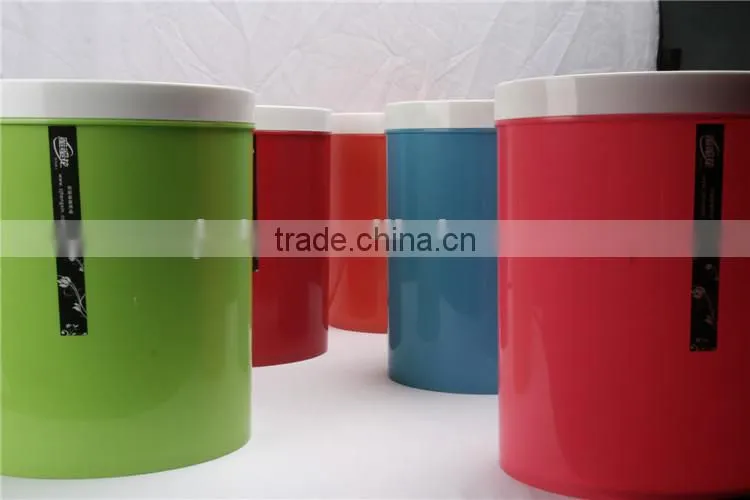 Plastic Double Color Big Semi-Round Trash Can Dustbin 12L