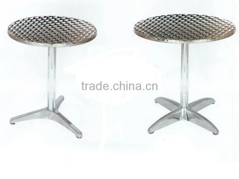 outdoor leisure dining table