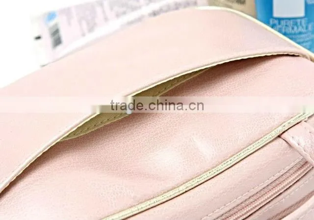 Elegent Handle Toiletry Kit Small Makeup Case