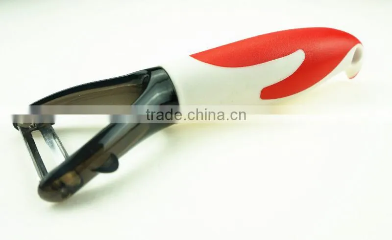 31015 New Penguin Handle Kitchen gadget peeler