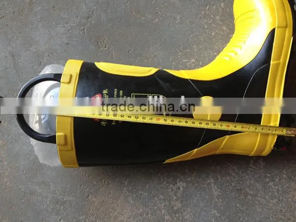 Much burliness fire suppression boots with steel toecap