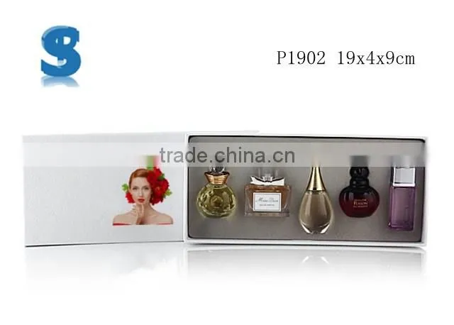 French Upper Classes Charming Lady Design UV Printed Art Paper Covered Perfume Gift Packaging Box With Die Cut EVA Insert P1902