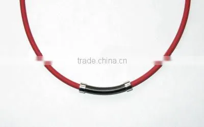custom silicone necklace with metal