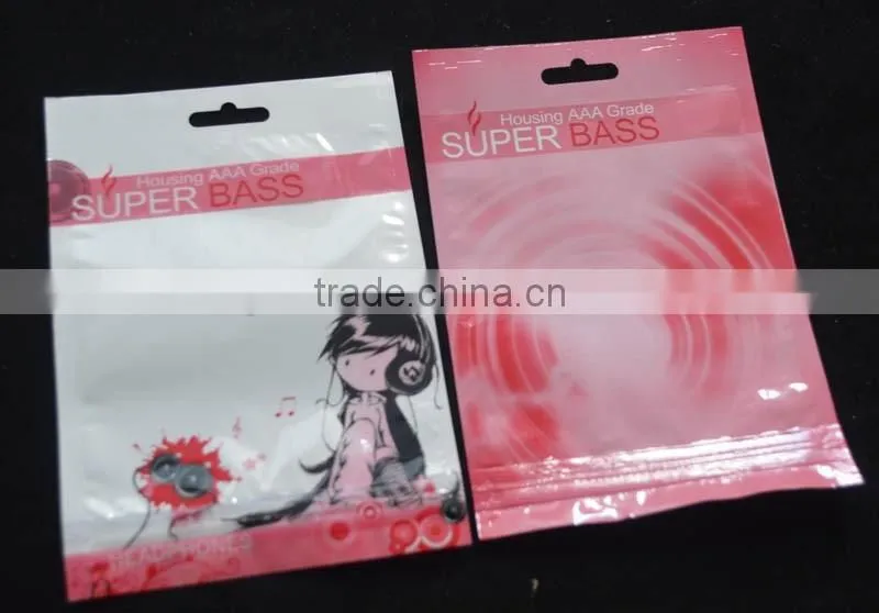 professional manufacturer of high quality custom printed headphone bag made in China