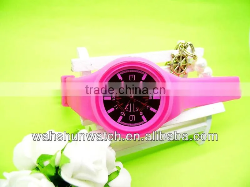 2013 latest design novel collocation black dial jelly tendence watch