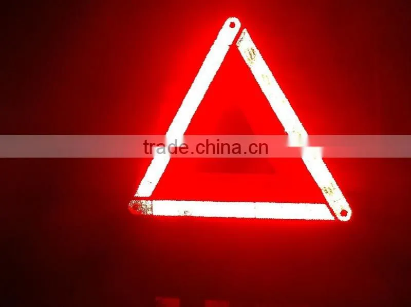 flashing light warning triangle