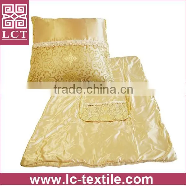 supply custom embroidery 100% AZO free suede fabric blanket cushion best choice for gift(LCTP0043)