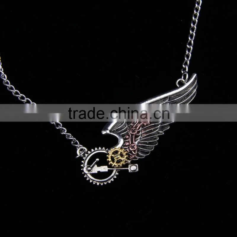 2015 yiwu fashion jewelry hot sale new design steampunk necklace gear steam angel wing necklace statement necklace