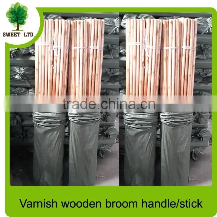 Well straight Varnished wood mop stick with cheap price and high quality