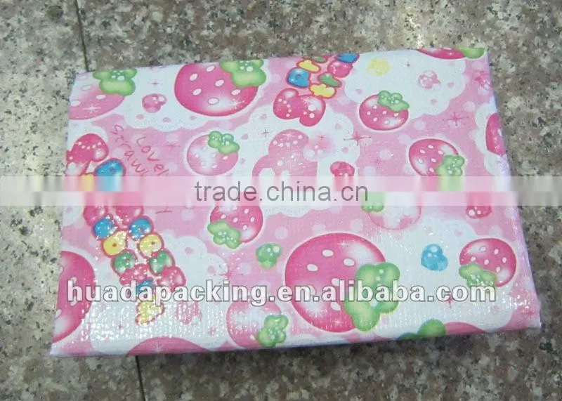 2012 High-quality pp folding plastic beach mat