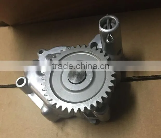 Excavator oil pump 6136521210 6136-52-1210 for KOMATSU 6D105 engine