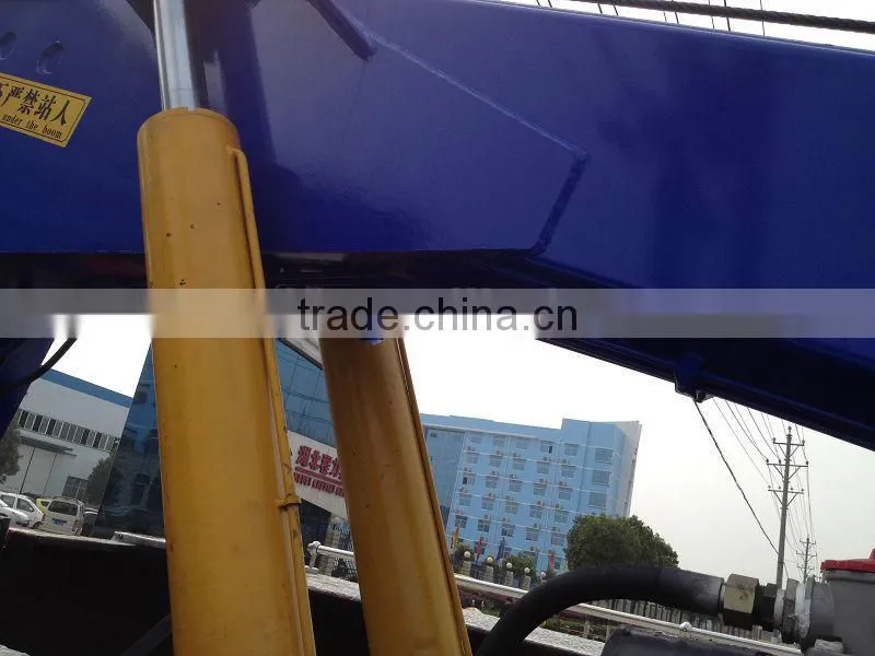 HOWO 6x4 heavy wrecker towing truck,Road Block Remover