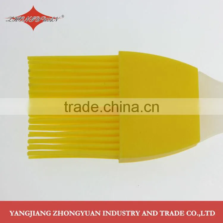 Large size professional design oblate head silicone brush
