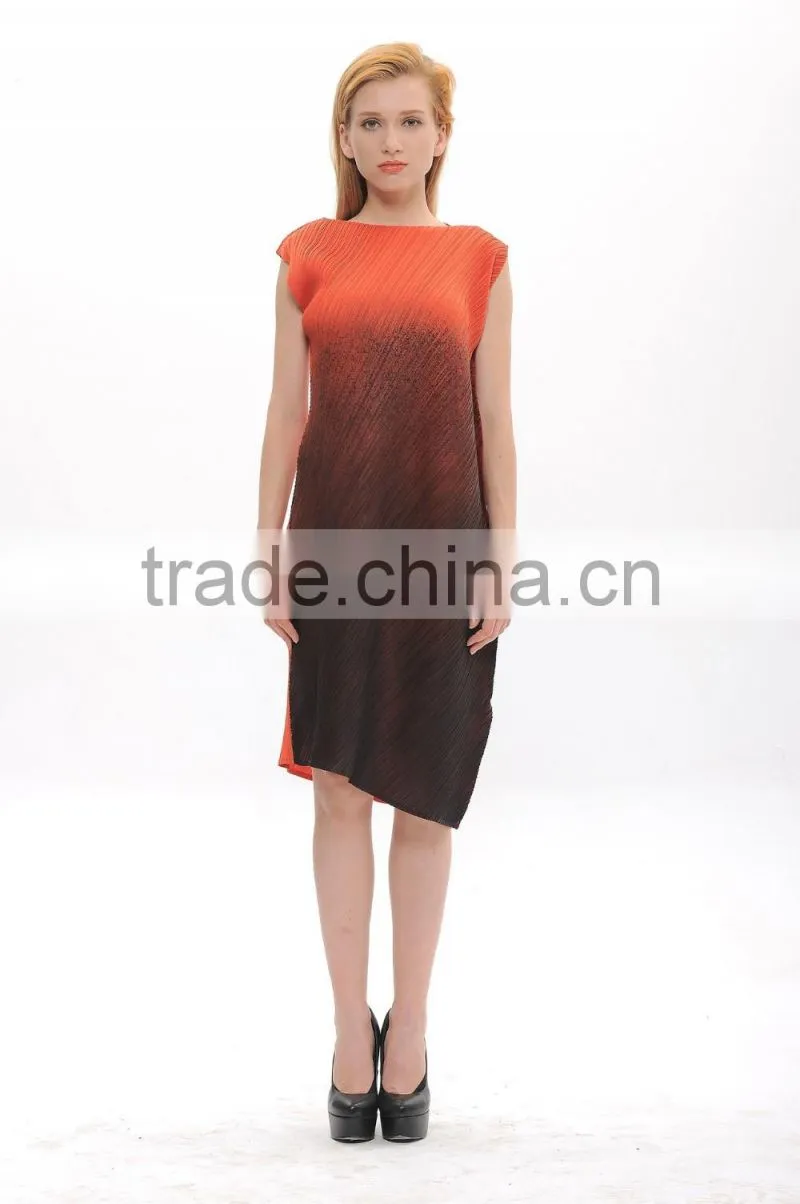Women wrinkle graduated color irregular hem fashionable dress