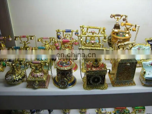 New design Chinese God Figure