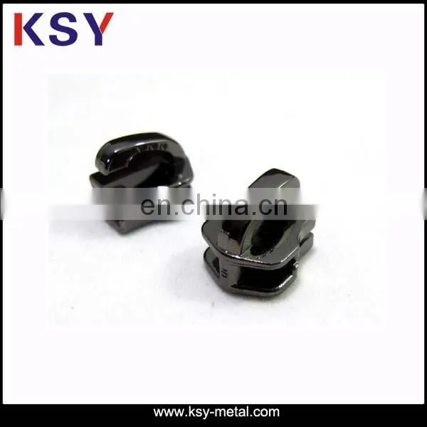 Wholesale zinc alloy metal zipper puller for bag accessories