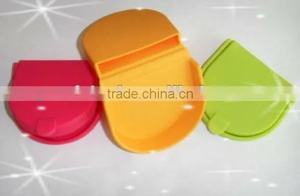 Mini Custom Silicone Coin Case in Hot 2016 Coin Display Cases