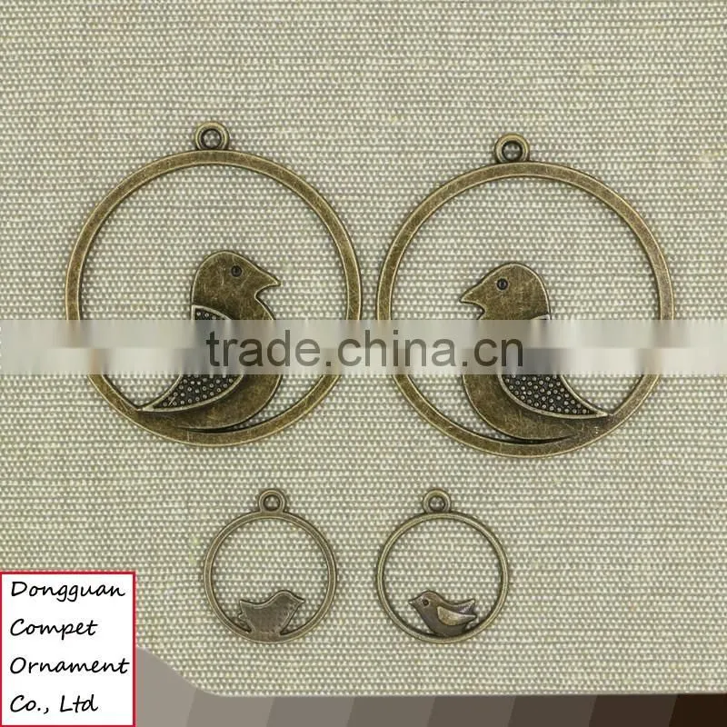 Wholesale new products watchman zinc alloy birds circular pendant