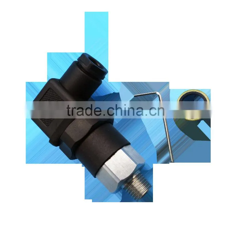 Adjustable automatic water oil pressure switch