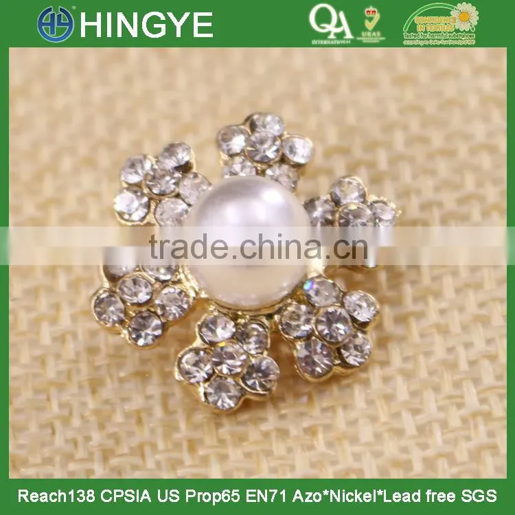 wholesale gold flower rhinestone button with a center pearl 15775-2