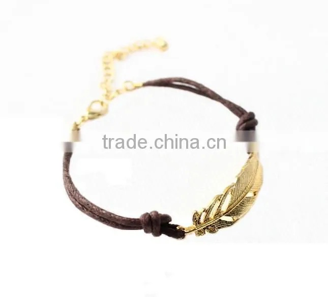 >>2016 New arrival leaf Charms bracelet, plain leather Bracelets /