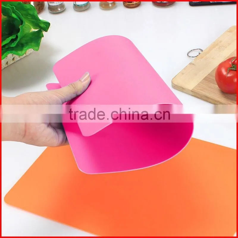 Scale cutting board for vegetable and meant