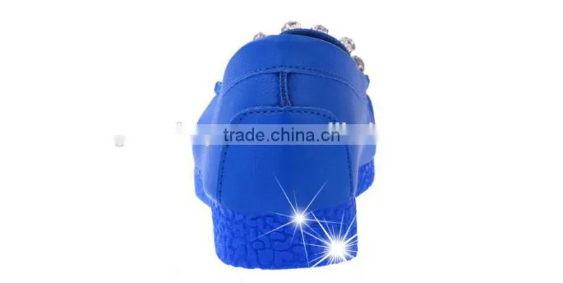 Flat Shoes With Round Soft Leather Low Shoes Women Diamond Peas Shoes