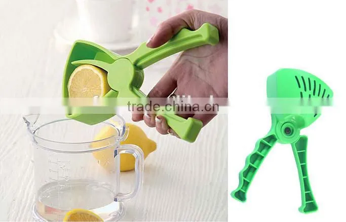Manual Orange Juice Maker Fruit Presser / Lemon Water Squeezer / Lemon Handheld Press Juicer