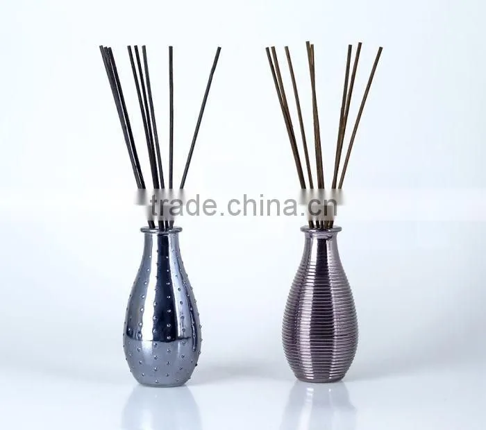 Decorative beautiful glass reed diffuser bottles wholesale and oil diffuser bottles