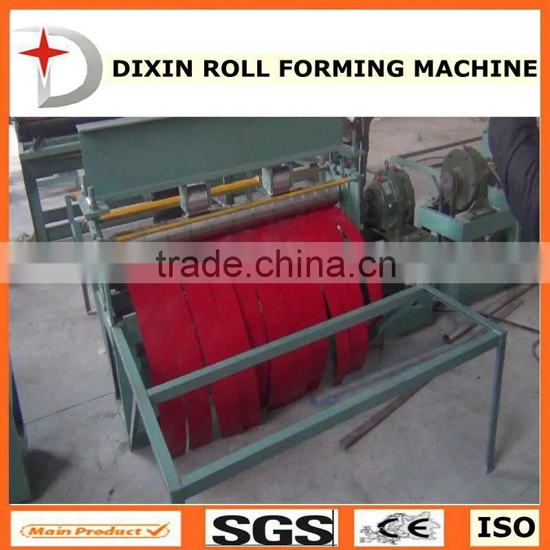Roll slitting machine