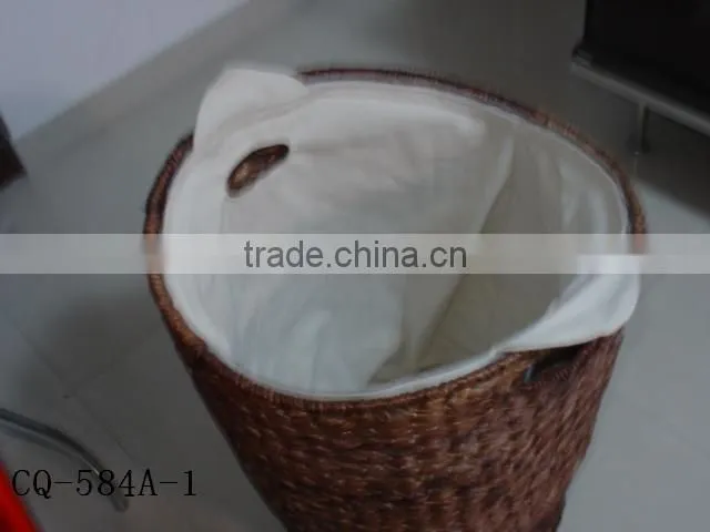 Hotsale multifunctional brown woven wicker trash can baskets with spacer with handle