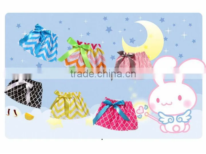 2015wholesale short skirt quatrefoil pattern,kids skirt,baby dress
