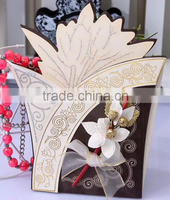 Special Product Flower Shaped Vintage Pakistan Style Wooden Wedding Invitations