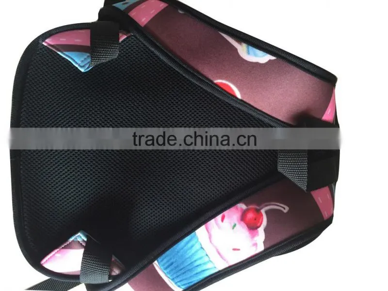 Distinctive and Environmental neoprene backpack of the strawberry pattern