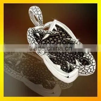 Men custom vintage pendant hot selling fashional cross necklace pendant