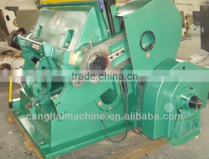 Creasing cutting machine or corrugated board making machine