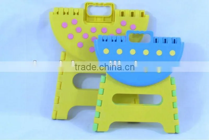 2013 Outdoor plastic fold up step stool for kids round folding stool candy color