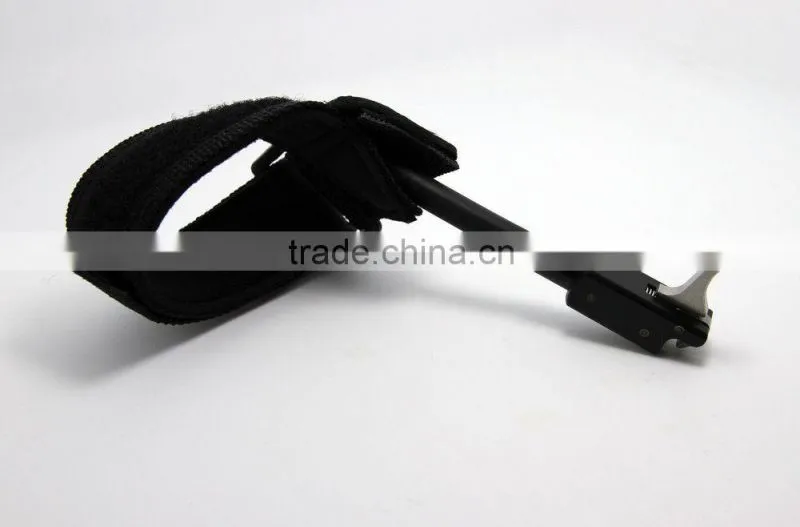 Hardcore forward archery release for compound bow