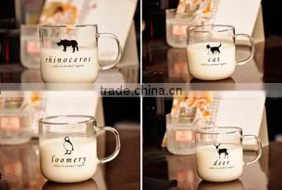 fancy drinking glass mug with animals pattern