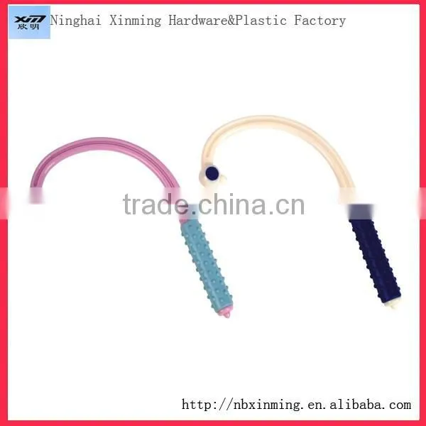 Solid plastic manual neck massager
