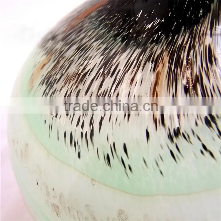 China Supplier Selling Arts and Crafts Murano Glass Vase for Home Decoration