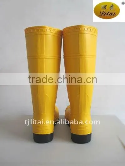 PVC safety shoes with steel toe