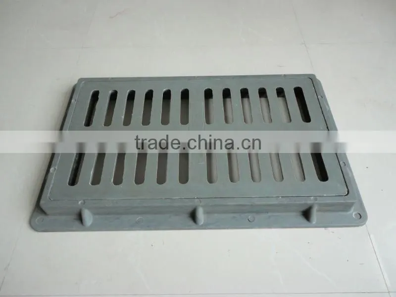 Plastic drainage grates
