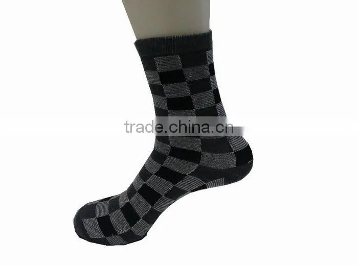 Custom Logo Fashion Eco-Friendly Football Free Size Sports Socks