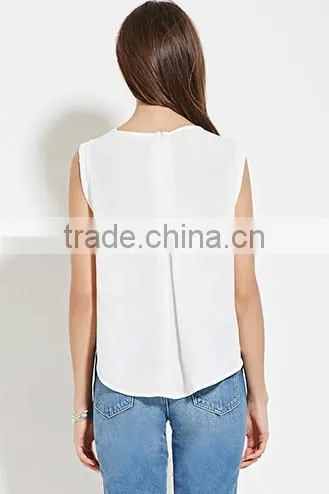 Lady's loose short after long sleeveless shirt before pure color