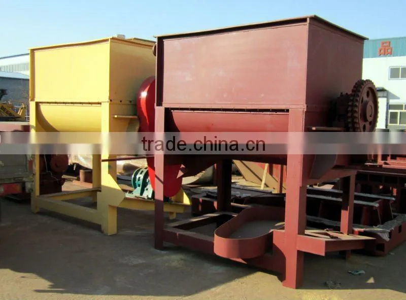 1000kg/batch feed screw mixer